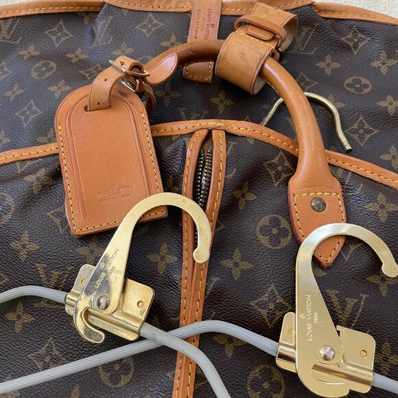 Louis Vuitton Monogram Garment Bag - Picture 5 of 10